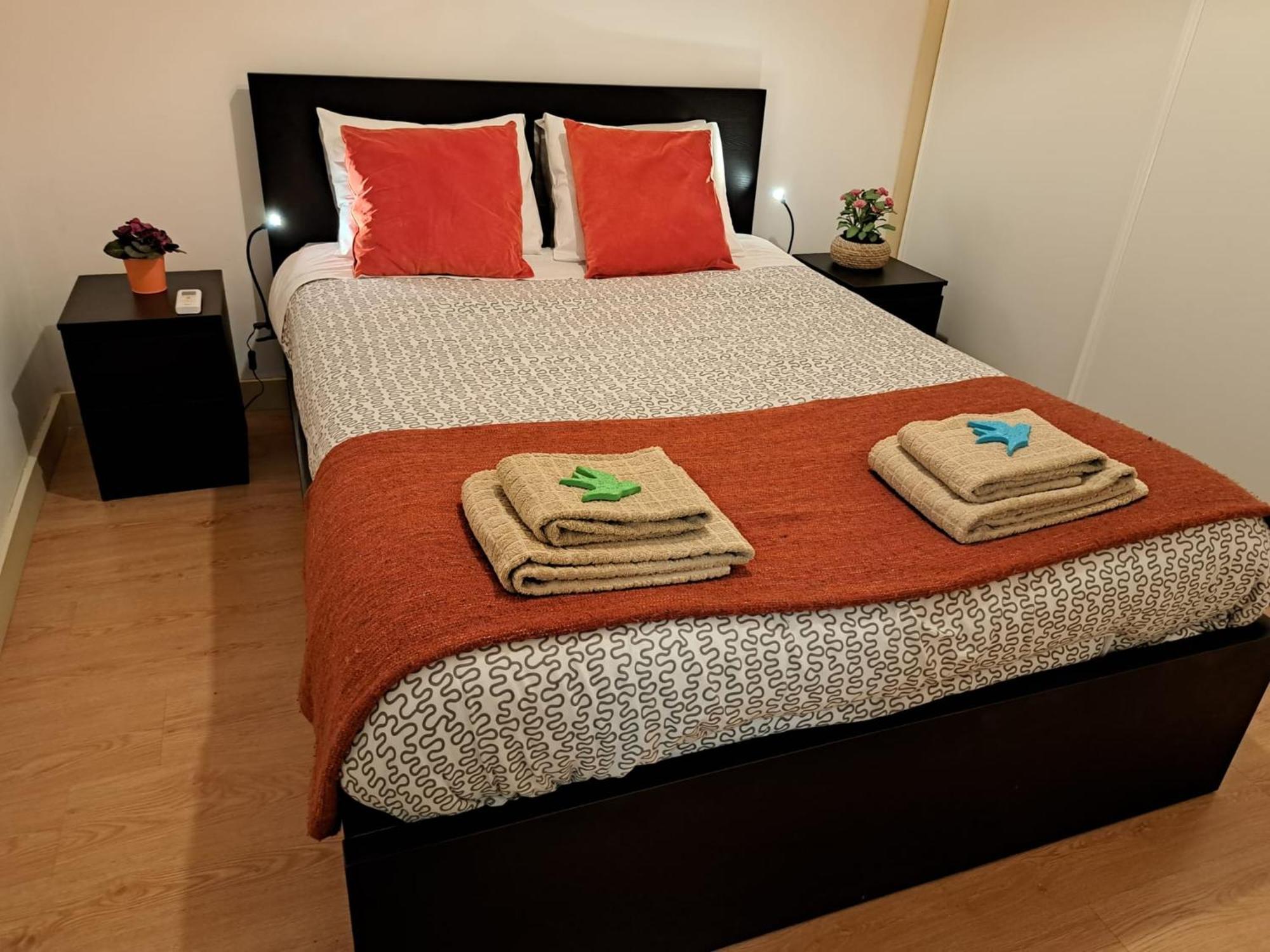Sunny Orange Garden Apartment In Central ליסבון מראה חיצוני תמונה