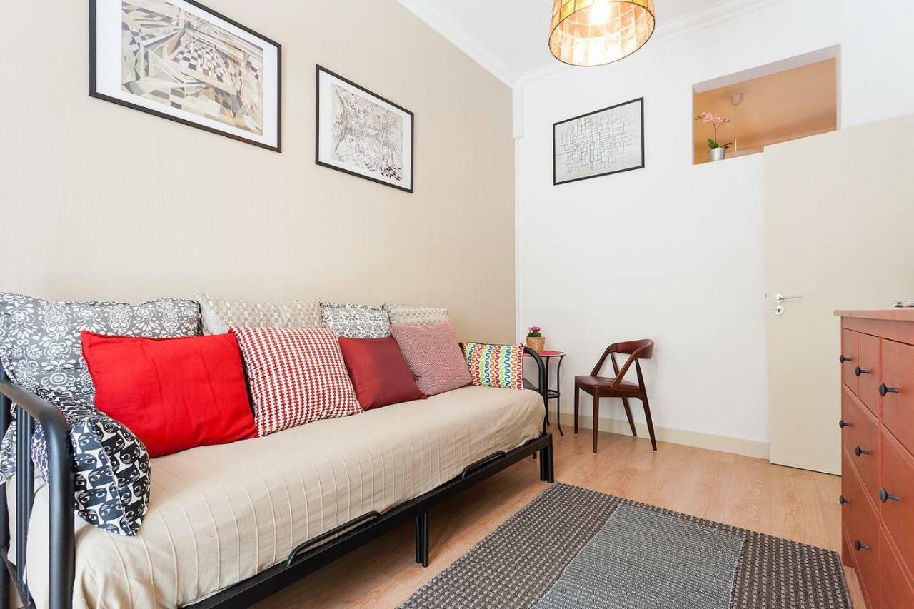 Sunny Orange Garden Apartment In Central ליסבון מראה חיצוני תמונה