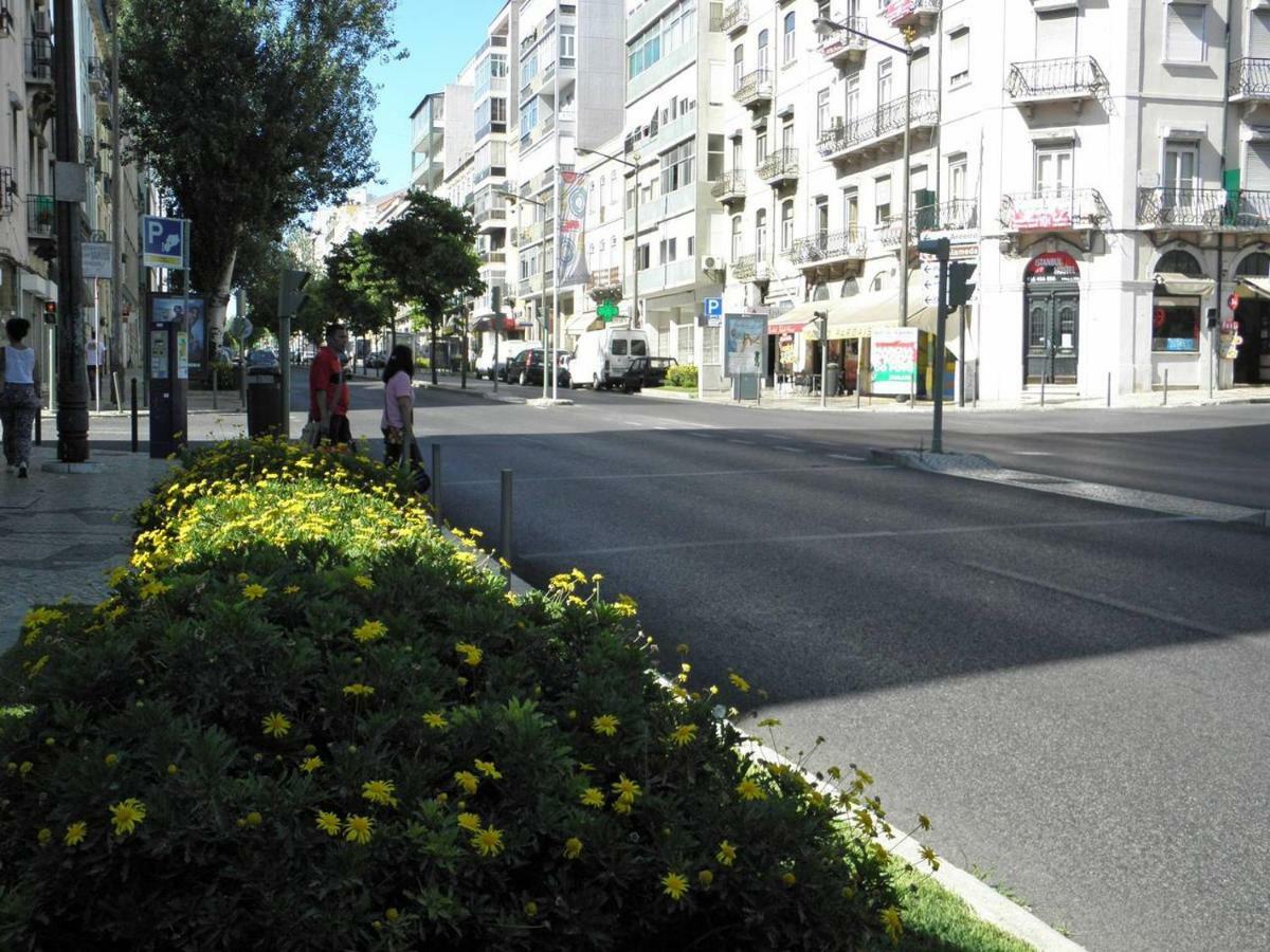 Sunny Orange Garden Apartment In Central ליסבון מראה חיצוני תמונה