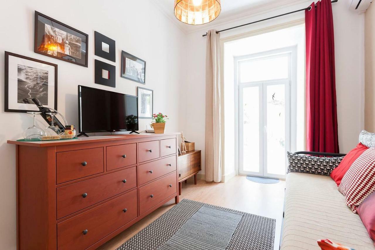 Sunny Orange Garden Apartment In Central ליסבון מראה חיצוני תמונה